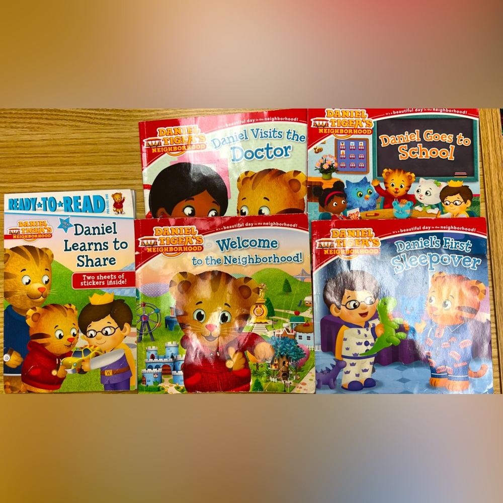 Lot of 7 Daniel Tiger Books